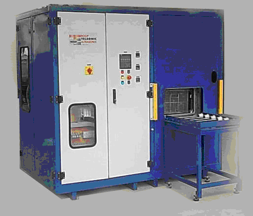 Sử dụng bể rửa có chức năng tạo sóng siêu âm trong quá trình tẩy rửa các lọ thuốc y tế sẽ có cách phối hợp với các dung môi tương ứng